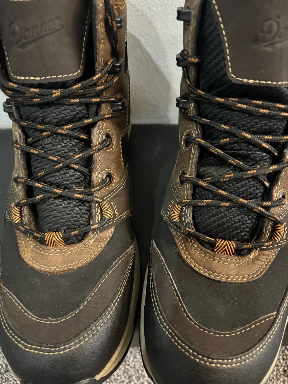 Danner Field Ranger Men's Brown leather Work Hiker Boots with Orange Accents EUC